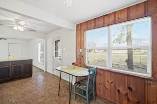 1823 N Crockett St, Sherman, TX 75092 - Photo 7