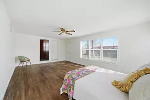 1823 N Crockett St, Sherman, TX 75092 - Photo 11