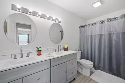 1823 N Crockett Street, Sherman, TX 75092 - Photo 5