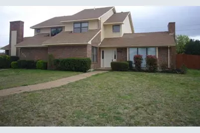 1001 Wimbledon Lane, Plano, TX 75075 - Photo 1