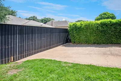 7605 Queens Garden Drive, Dallas, TX 75248 - Photo 35
