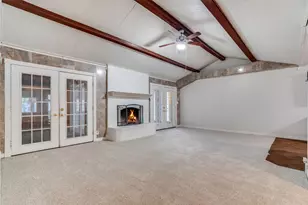 6421 Winifred Dr, Fort Worth, TX 76133 - Photo 3