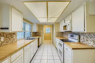 11026 McCree Rd, Dallas, TX 75238 - Photo 5