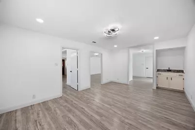 1870 El Paso Street, Lewisville, TX 75077 - Photo 9