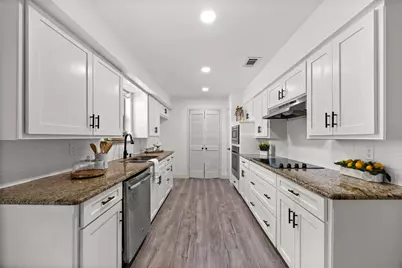 1870 El Paso Street, Lewisville, TX 75077 - Photo 15