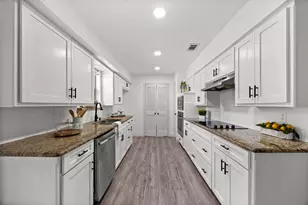 1870 El Paso St, Lewisville, TX 75077 - Photo 15