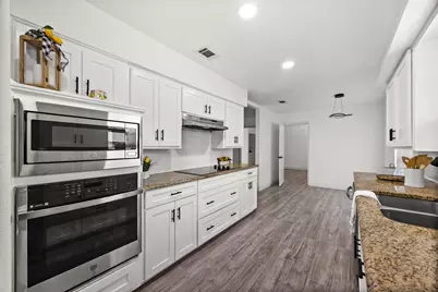 1870 El Paso Street, Lewisville, TX 75077 - Photo 13