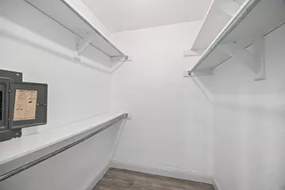 1870 El Paso Street, Lewisville, TX 75077 - Photo 17