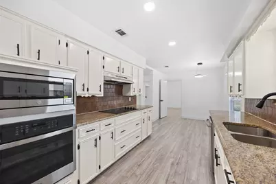 1870 El Paso Street, Lewisville, TX 75077 - Photo 13