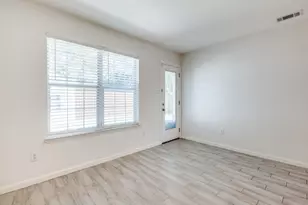 1951 Bayside St, Dallas, TX 75212 - Photo 11