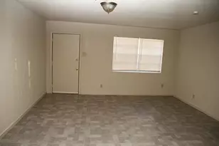 401 Hallvale Dr, Fort Worth, TX 76108 - Photo 9