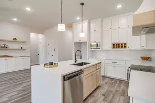 1406 Dorado Dr, Granbury, TX 76048 - Photo 17