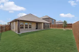 129 Silverleaf Dr, Balch Springs, TX 75181 - Photo 39