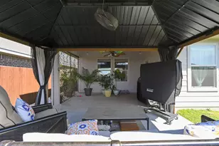 721 Whitecomb Ln, Justin, TX 76247 - Photo 1