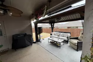 721 Whitecomb Ln, Justin, TX 76247 - Photo 27