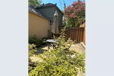 821 Newell Avenue, Dallas, TX 75223 - Photo 15