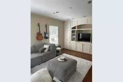 821 Newell Avenue, Dallas, TX 75223 - Photo 3