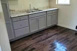 405 E 41st St, San Angelo, TX 76903 - Photo 3