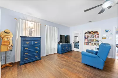 804 Prairie Avenue, Cleburne, TX 76033 - Photo 17