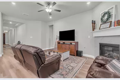 2105 Chapman Lane, Little Elm, TX 75068 - Photo 7