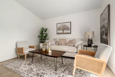 5505 Creek Valley Drive, Arlington, TX 76018 - Photo 11