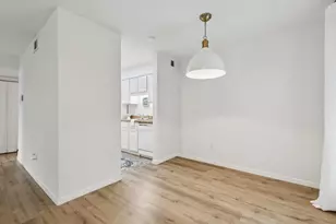 8109 Skillman St, Dallas, TX 75231 - Photo 11