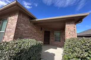 10128 Huntersville Trl, Fort Worth, TX 76108 - Photo 3