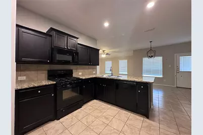 10128 Huntersville Trail, Fort Worth, TX 76108 - Photo 7