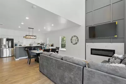 5114 Stoneridge Drive, Granbury, TX 76048 - Photo 7