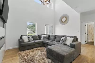 5114 Stoneridge Drive, Granbury, TX 76048 - Photo 5