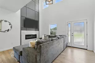 5114 Stoneridge Dr, Granbury, TX 76048 - Photo 1