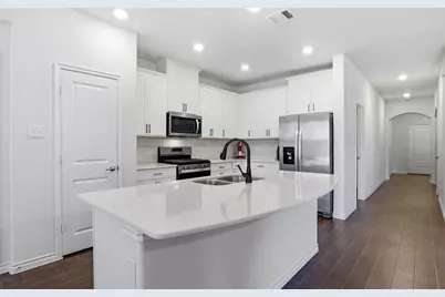 10313 Fountain Gate Street, Aubrey, TX 76227 - Photo 5