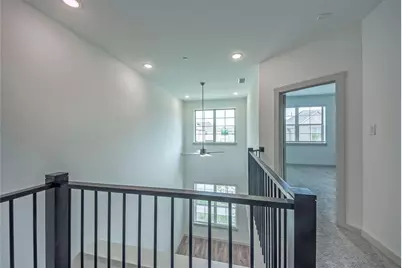 692 Vista Oaks Road, Lewisville, TX 75067 - Photo 17