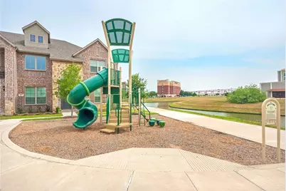 692 Vista Oaks Road, Lewisville, TX 75067 - Photo 33