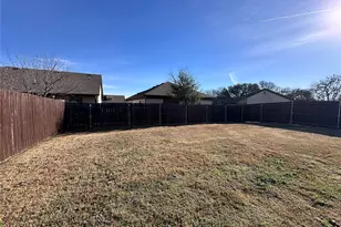 3339 White Horse Dr, Granbury, TX 76049 - Photo 15