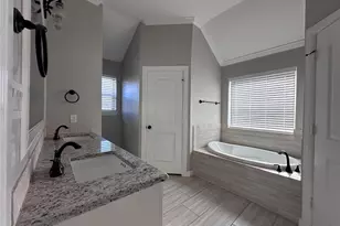 3339 White Horse Dr, Granbury, TX 76049 - Photo 7