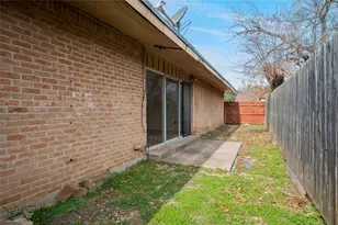 13416 Blossomheath Ln, Dallas, TX 75240 - Photo 13