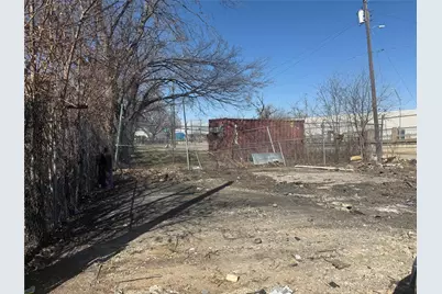 1807 S Malcolm X Boulevard, Dallas, TX 75226 - Photo 13