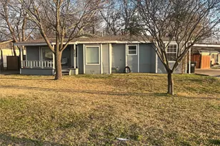 2521 Broadview St, Greenville, TX 75402 - Photo 1