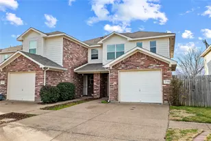 2316 Kingsway Dr, Arlington, TX 76012 - Photo 1