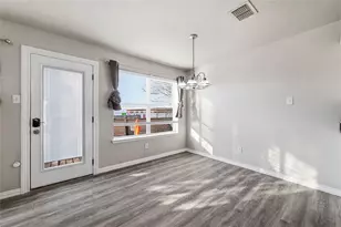 2316 Kingsway Dr, Arlington, TX 76012 - Photo 9