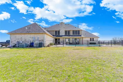 4520 S Nolan River Road, Cleburne, TX 76033 - Photo 3