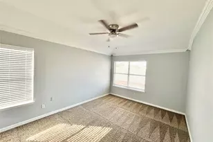 3035 Parkline Trail, Grand Prairie, TX 75052 - Photo 7