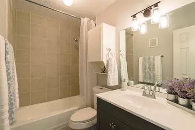 5522 Boca Raton Boulevard #404, Fort Worth, TX 76112 - Photo 11