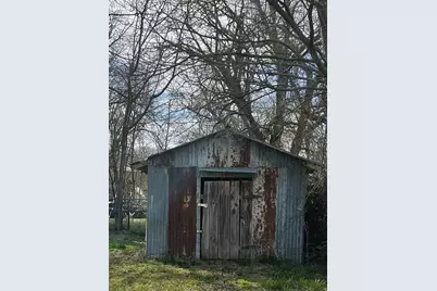 307 E Main Street, Ladonia, TX 75449 - Photo 17