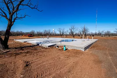 705 E Davenport, Stamford, TX 79553 - Photo 1