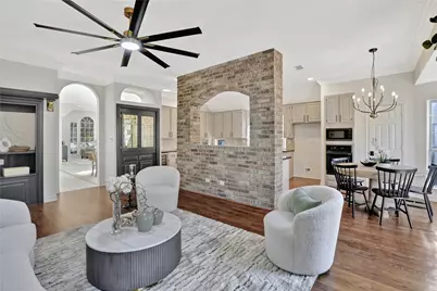 2720 Green Oak Court, Highland Village, TX 75077 - Photo 3