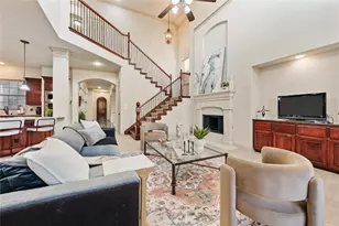 1010 Lost Valley Dr, Euless, TX 76039 - Photo 11