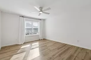 8109 Skillman St, Dallas, TX 75231 - Photo 13