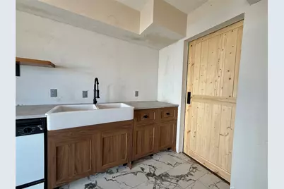 7830 Meadow Park Drive #209, Dallas, TX 75230 - Photo 11